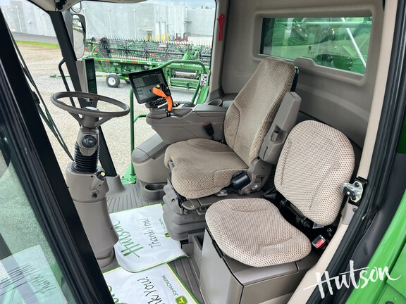 Photo of 2024 John Deere S780