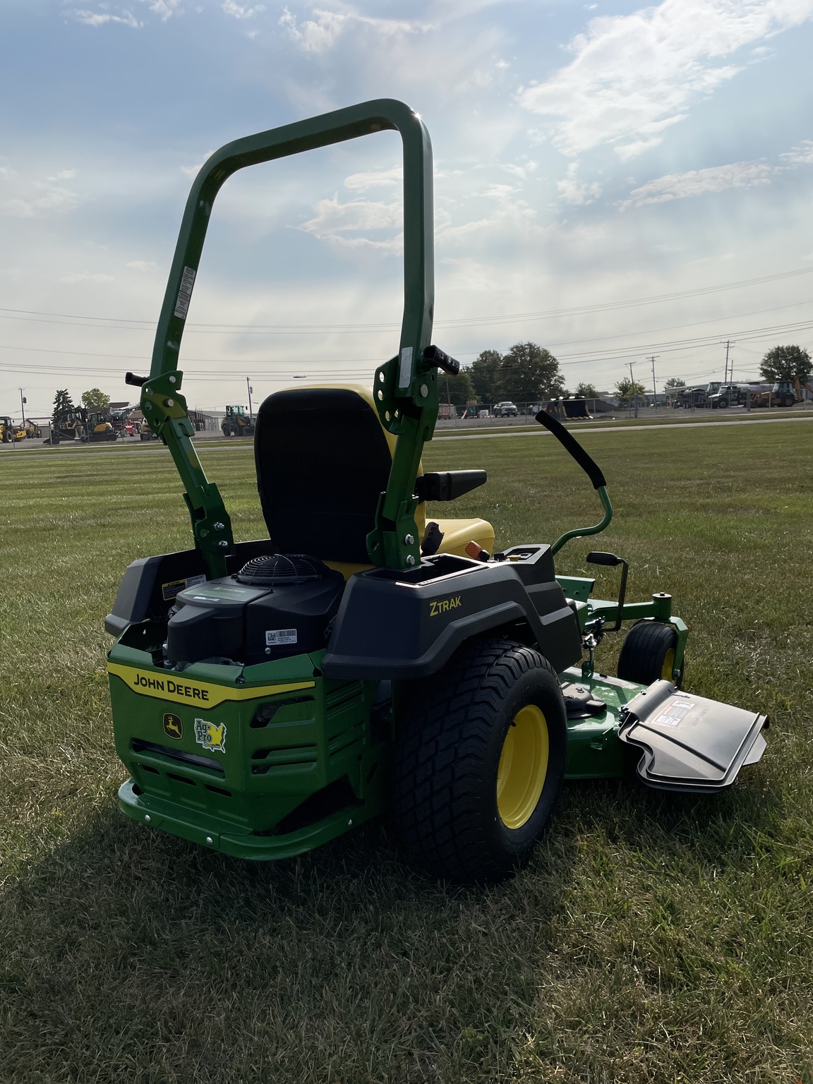 2024 John Deere Z530M Image 3