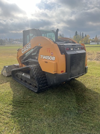 Used 2022 Case TV450B Compact Track Loaders at Horizon Ag & Turf in Edmonton West, AB - Photo2