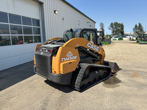 Used 2022 Case TV450B Compact Track Loaders at Horizon Ag & Turf in Edmonton West, AB - Photo3
