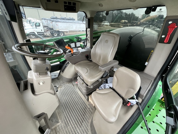 Photo of 2021 John Deere R4038