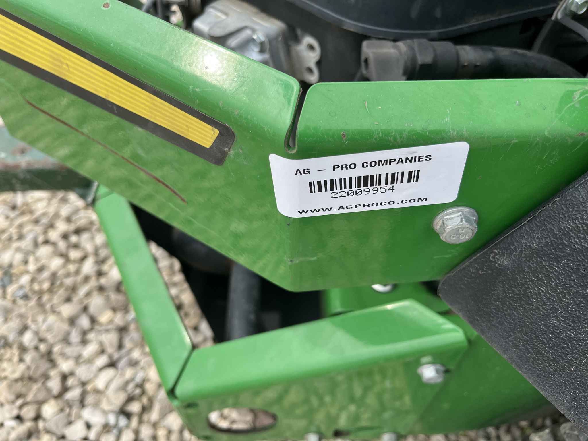 2020 John Deere Z720E Image 6