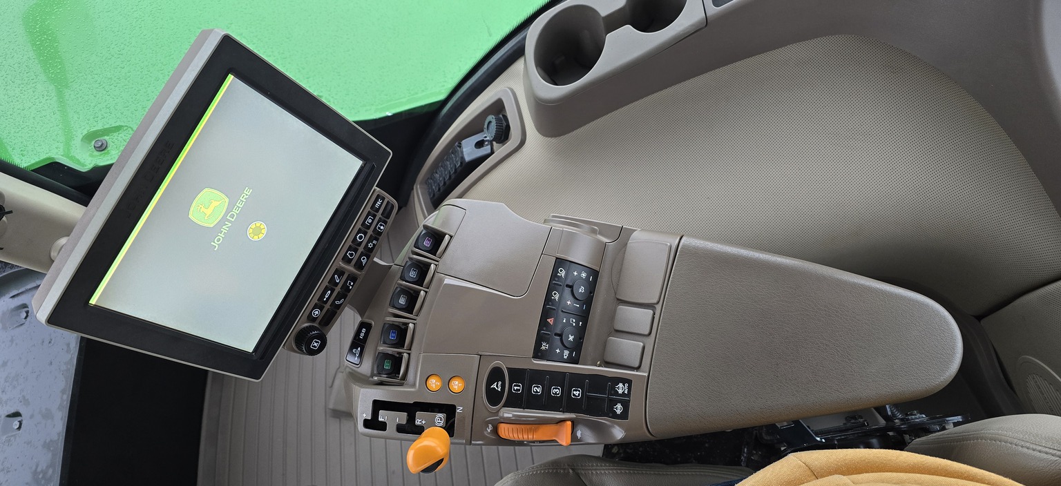 2020 John Deere 9620RX Image 15