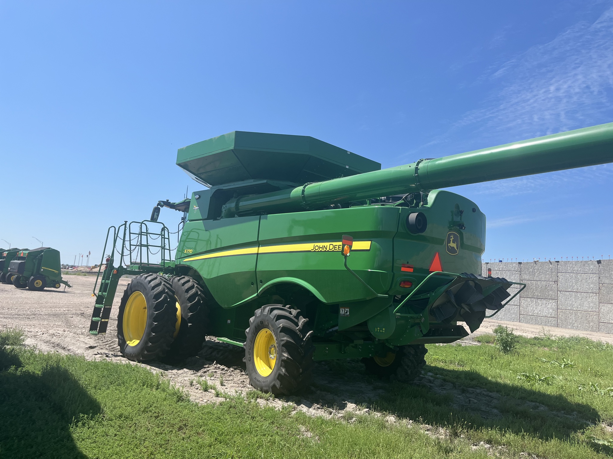 2023 John Deere S770 Image 8