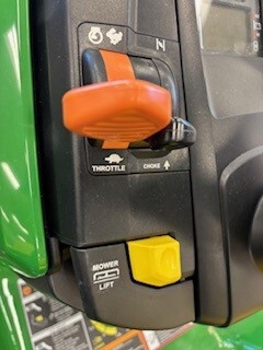 2024 John Deere X350R Image 9