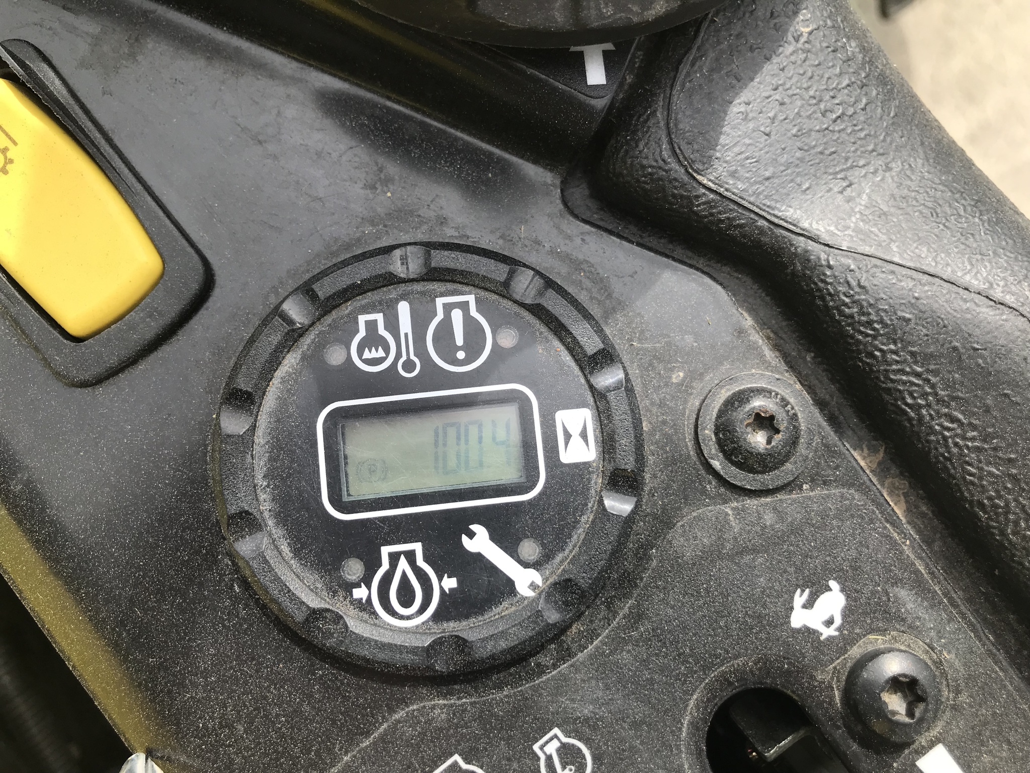 2024 John Deere Z950R Image 8
