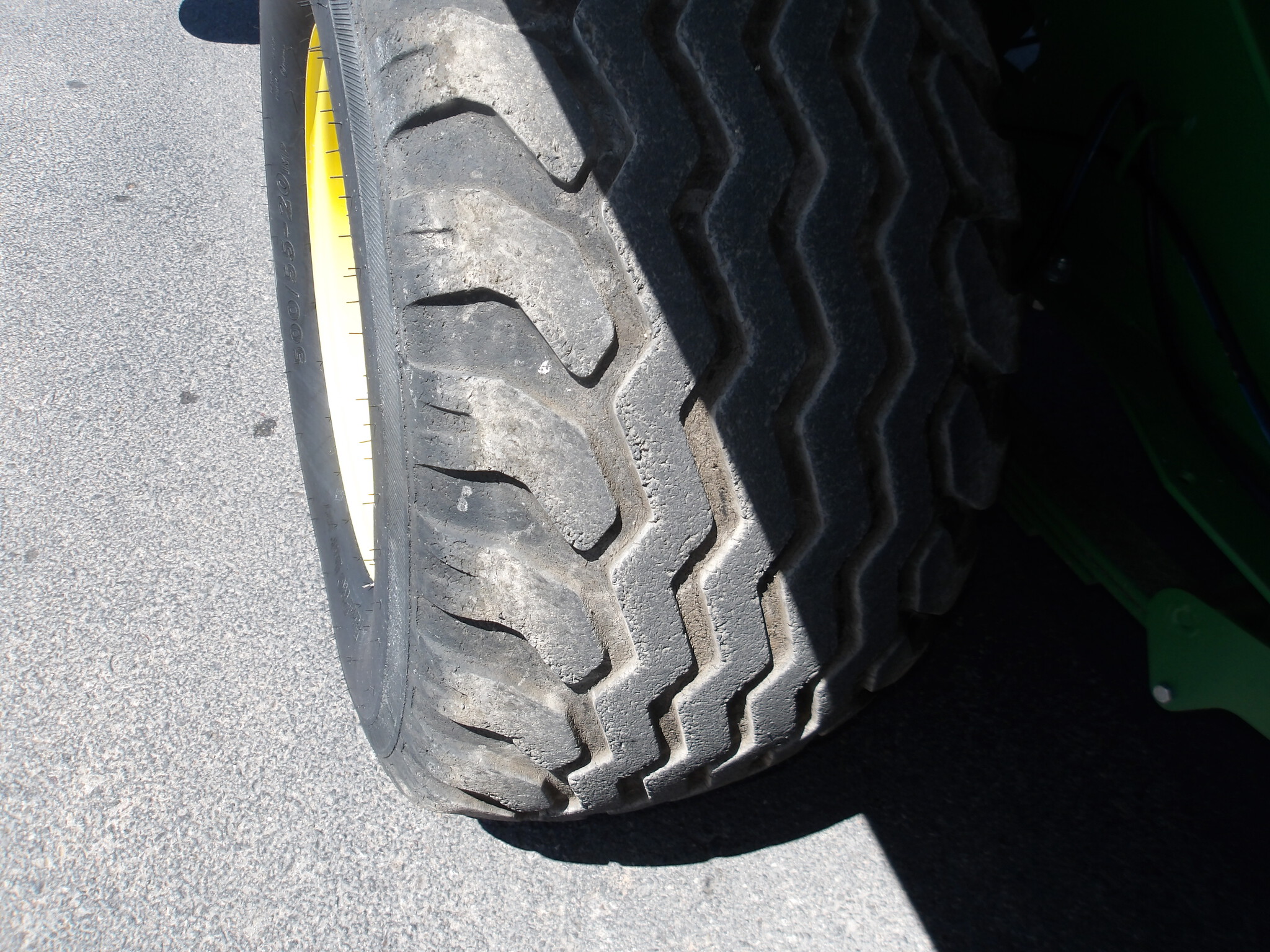2024 John Deere L341R Image 15