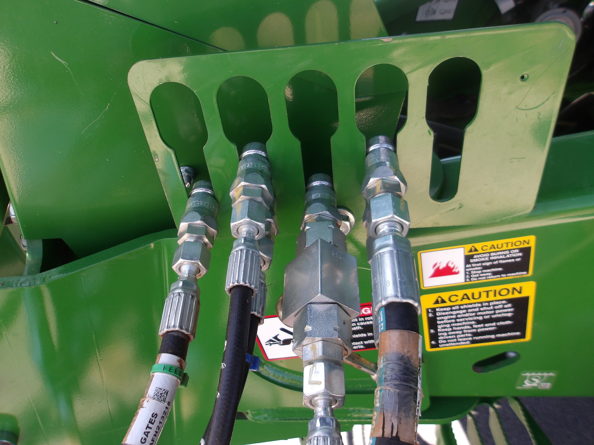 2024 John Deere L341R Image 22