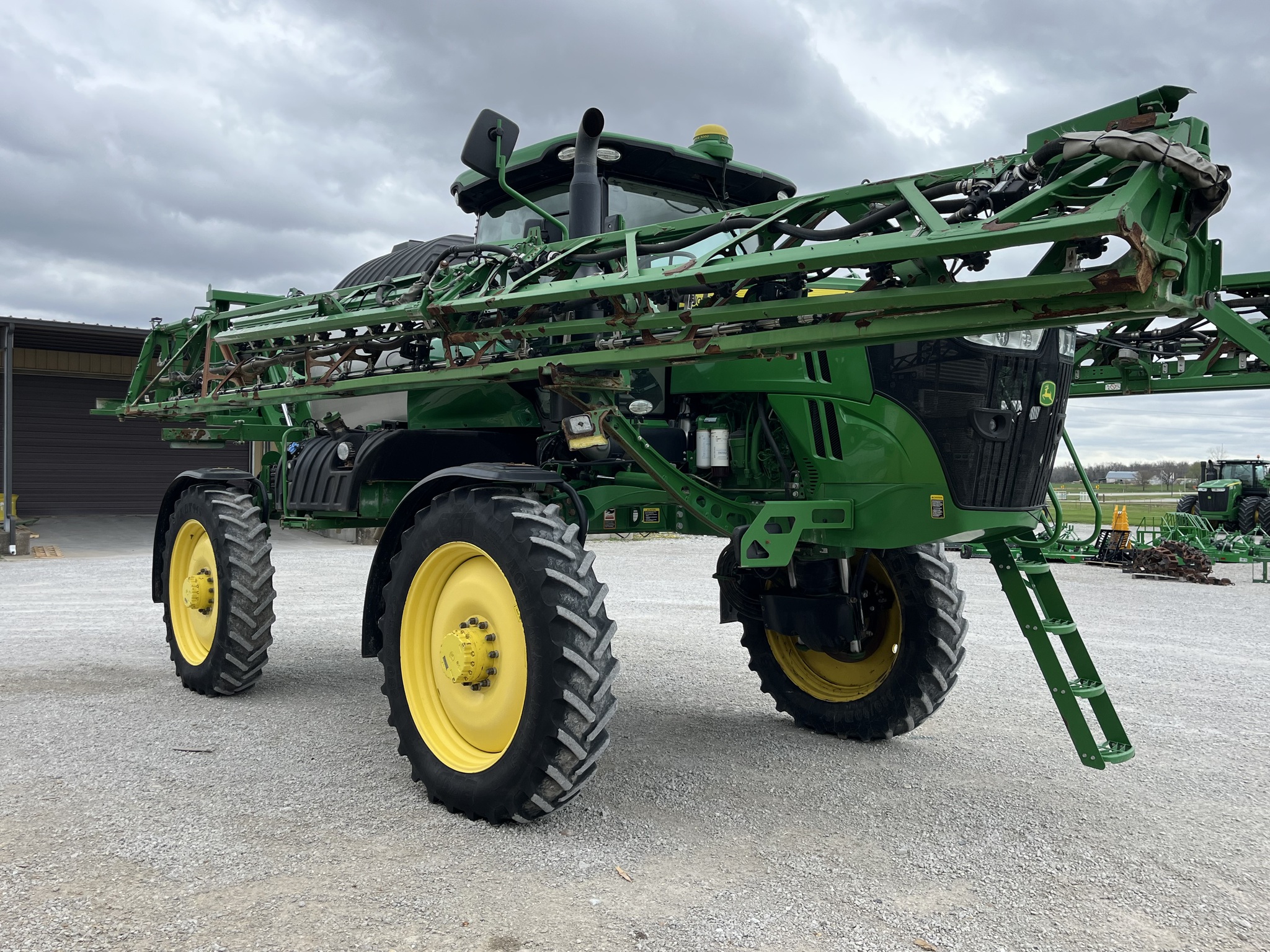  2019 John Deere R4044 at Heritage Tractor in Nevada, MO
