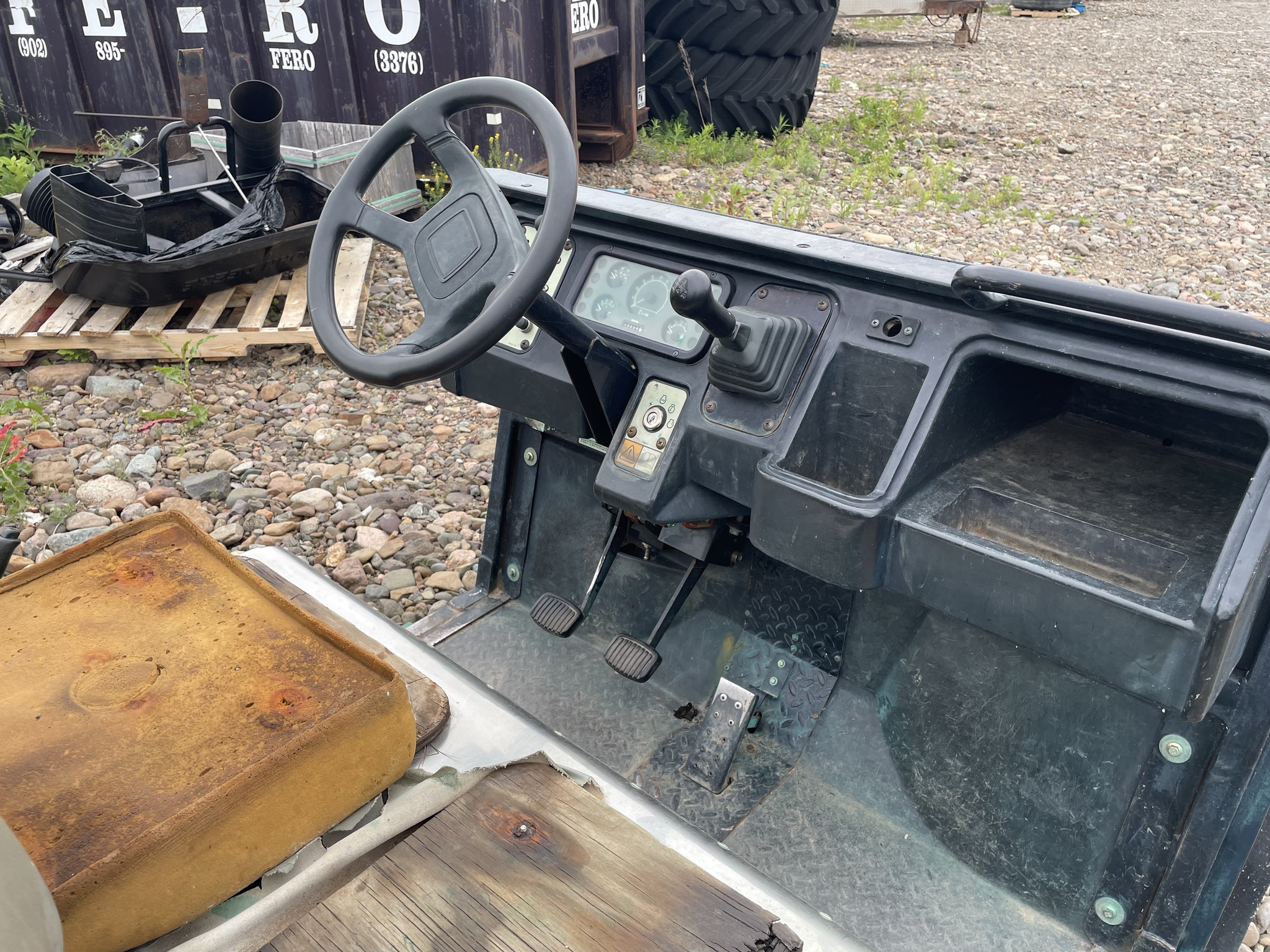 2000 Cushman 4wd Turf S660 Image 7