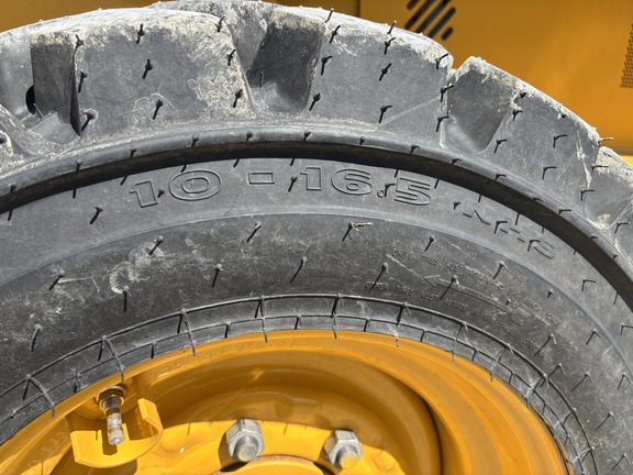 Used 2024 John Deere 324G Skid Steer Loaders at Koenig Equipment in Anna, OH - Photo8