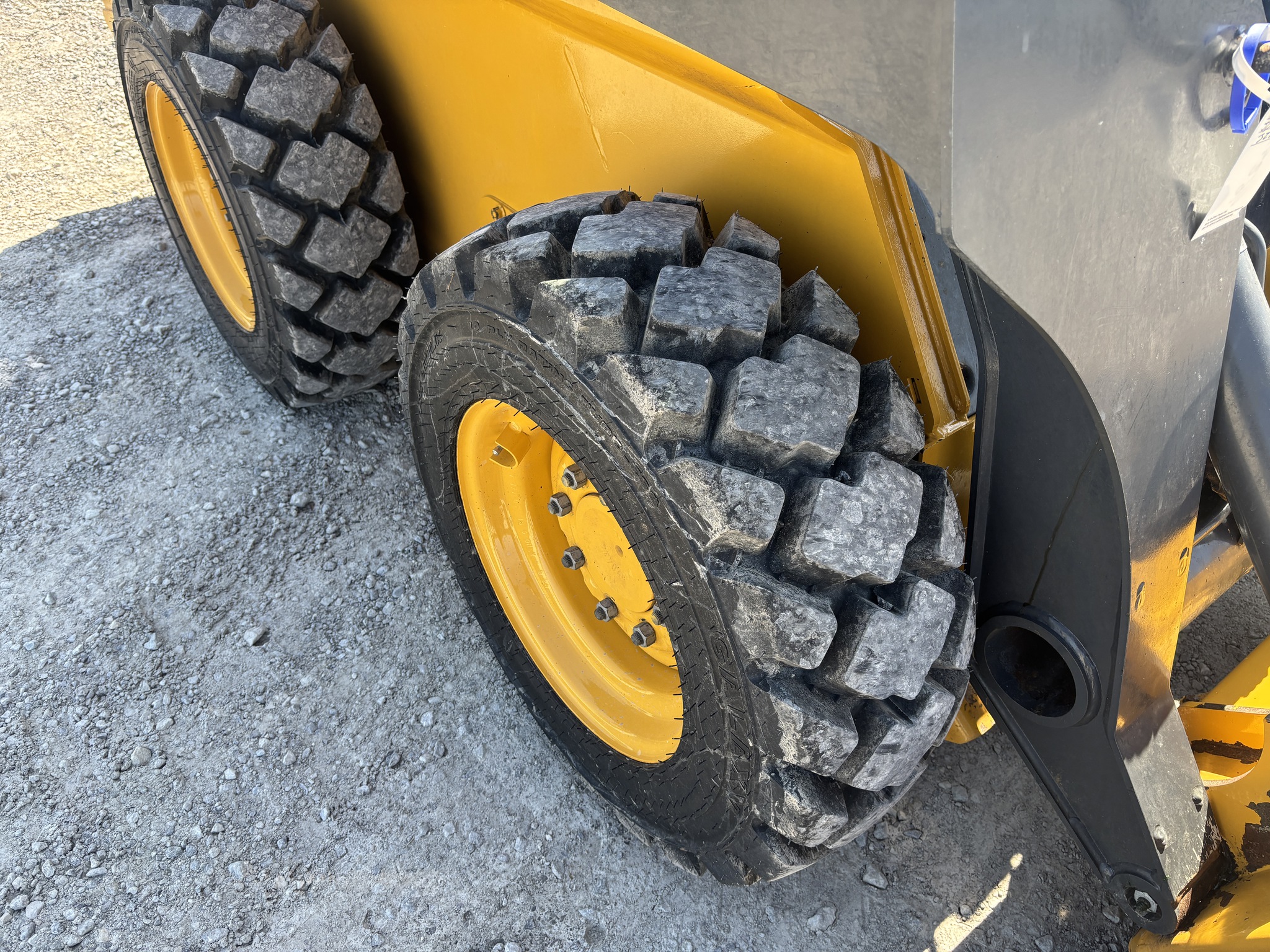 Used 2024 John Deere 324G Skid Steer Loaders at Koenig Equipment in Anna, OH - PhotoXL11