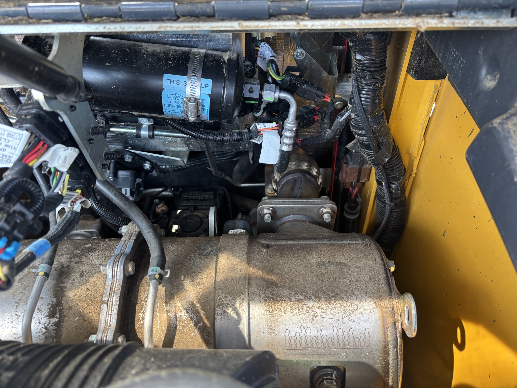 Used 2024 John Deere 324G Skid Steer Loaders at Koenig Equipment in Anna, OH - PhotoXL17