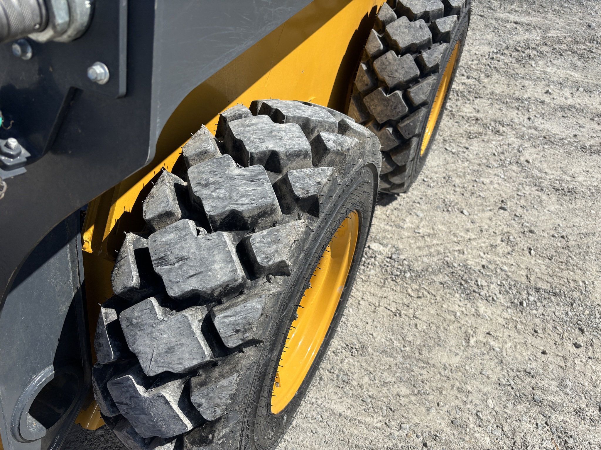 Used 2024 John Deere 324G Skid Steer Loaders at Koenig Equipment in Anna, OH - PhotoXL10