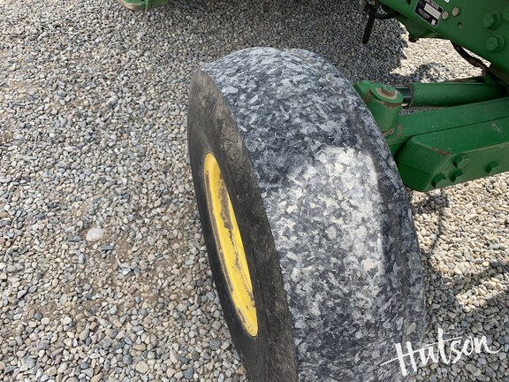Photo of 2005 John Deere 6120