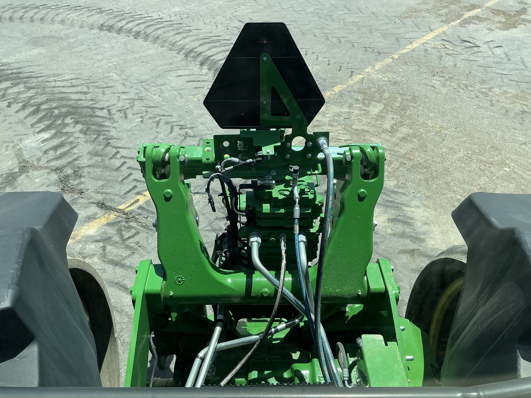 2023 John Deere 9RT 570 Image 23