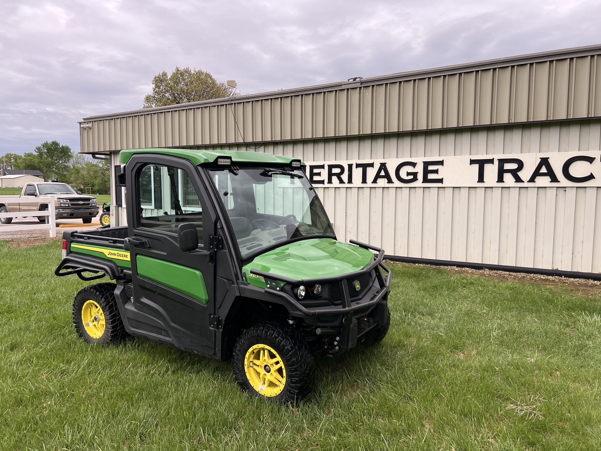  2023 John Deere XUV 835R at Heritage Tractor in Topeka, KS