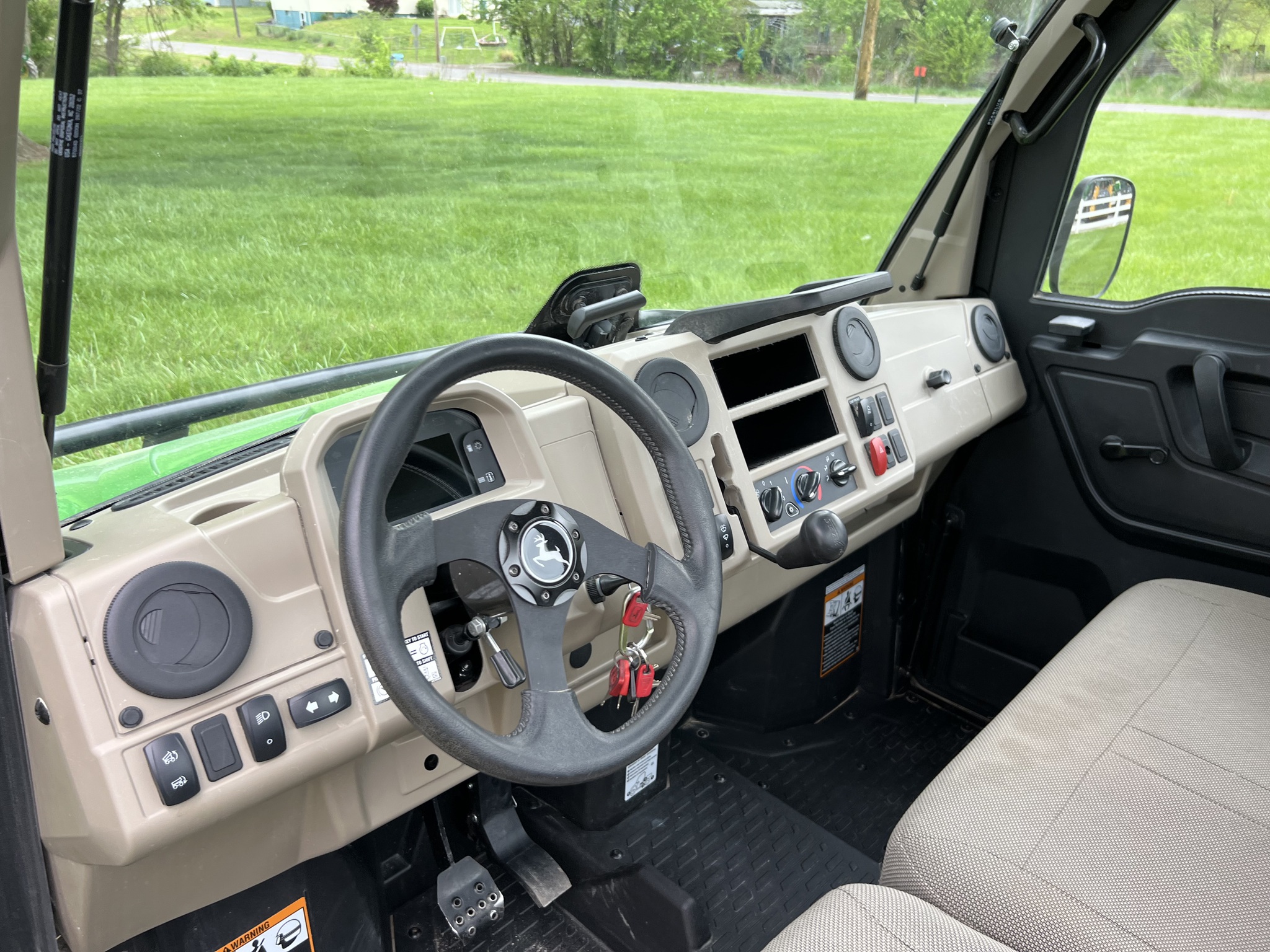  2023 John Deere XUV 835R at Heritage Tractor in Topeka, KS