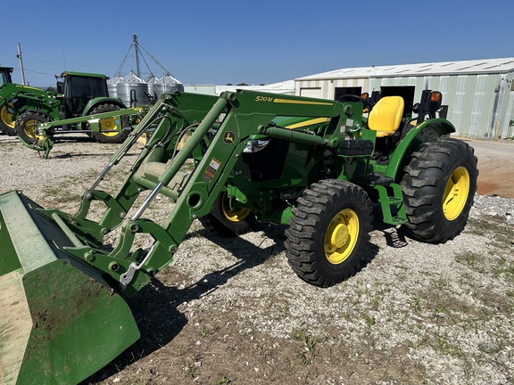 2023 John Deere 5075E