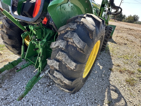 2023 John Deere 5075E