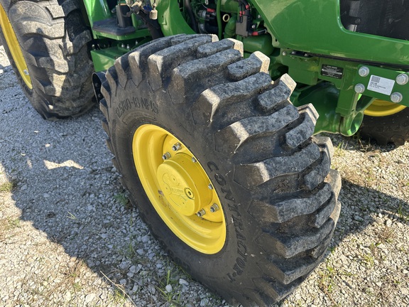 2023 John Deere 5075E