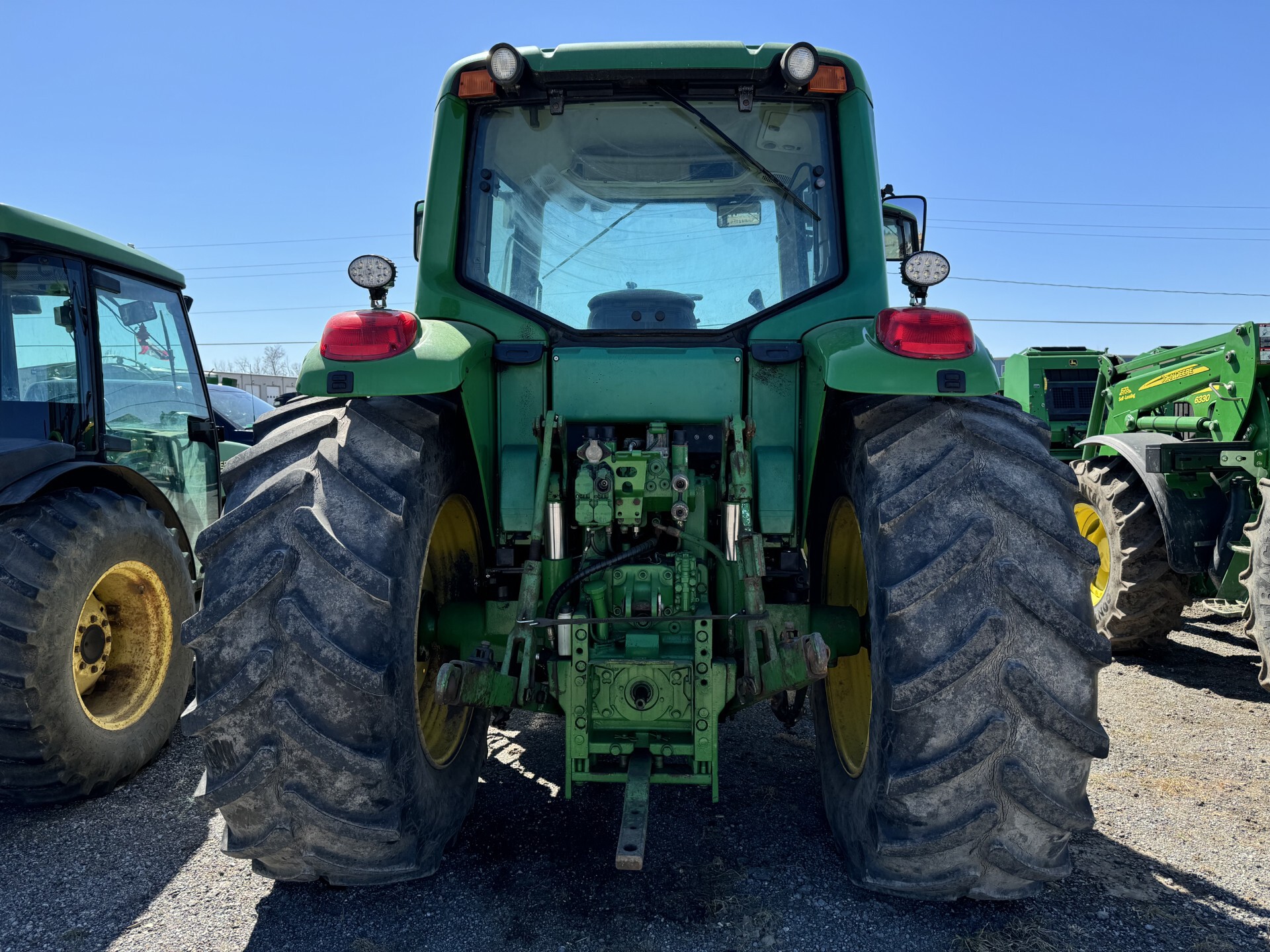 2002 John Deere 6420 Image 3
