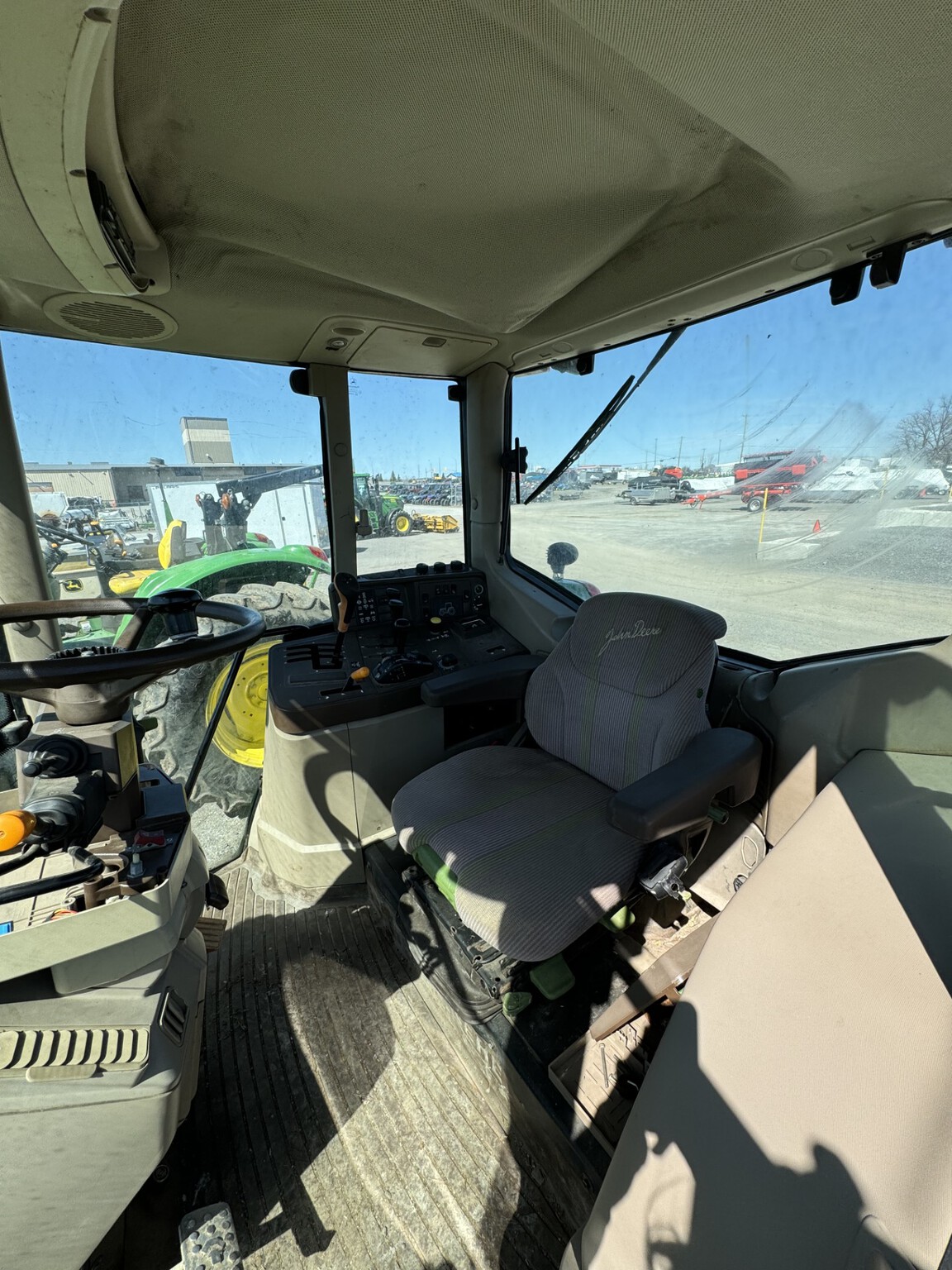 2002 John Deere 6420 Image 5