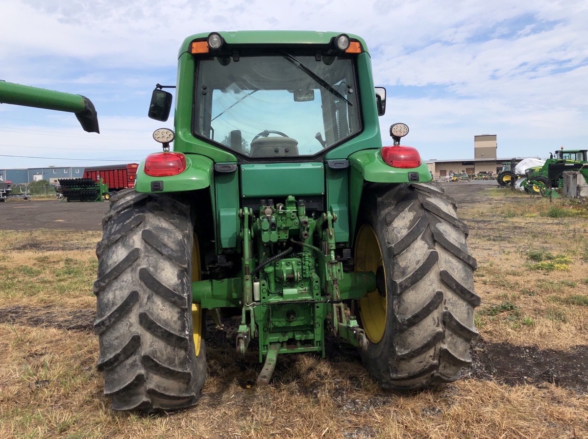 2002 John Deere 6420 Image 4