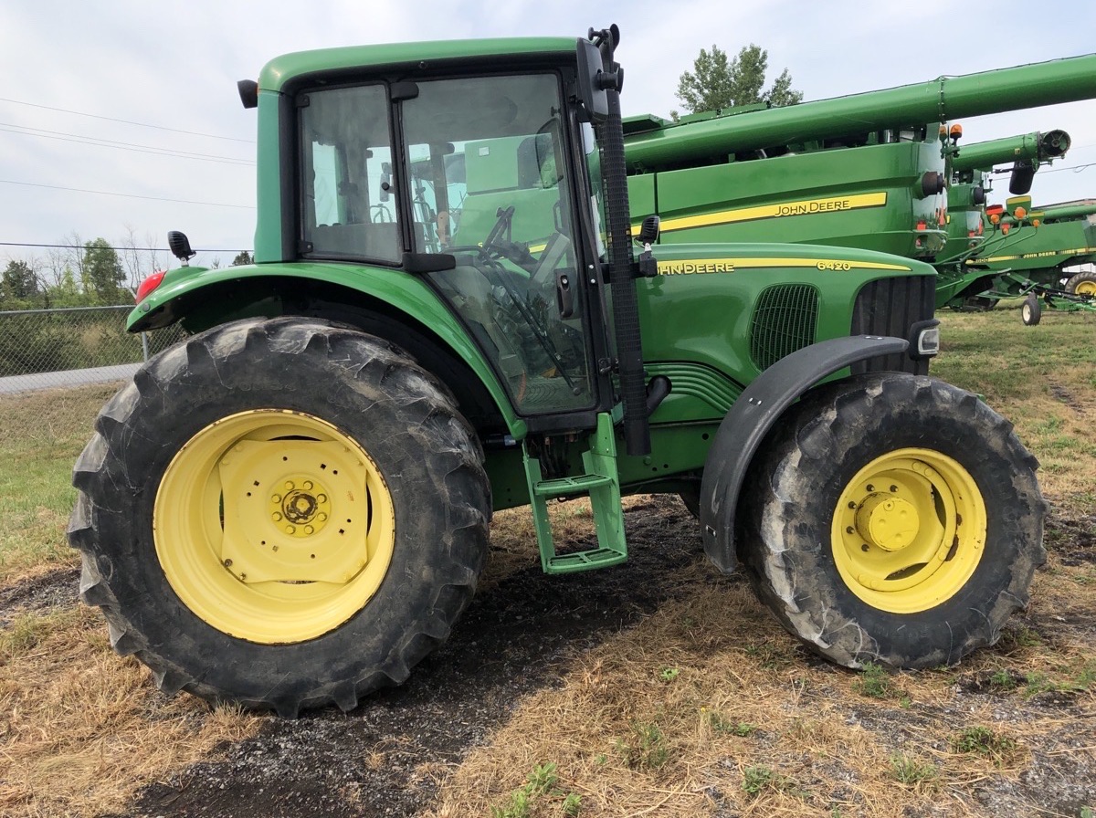 2002 John Deere 6420 Image 2