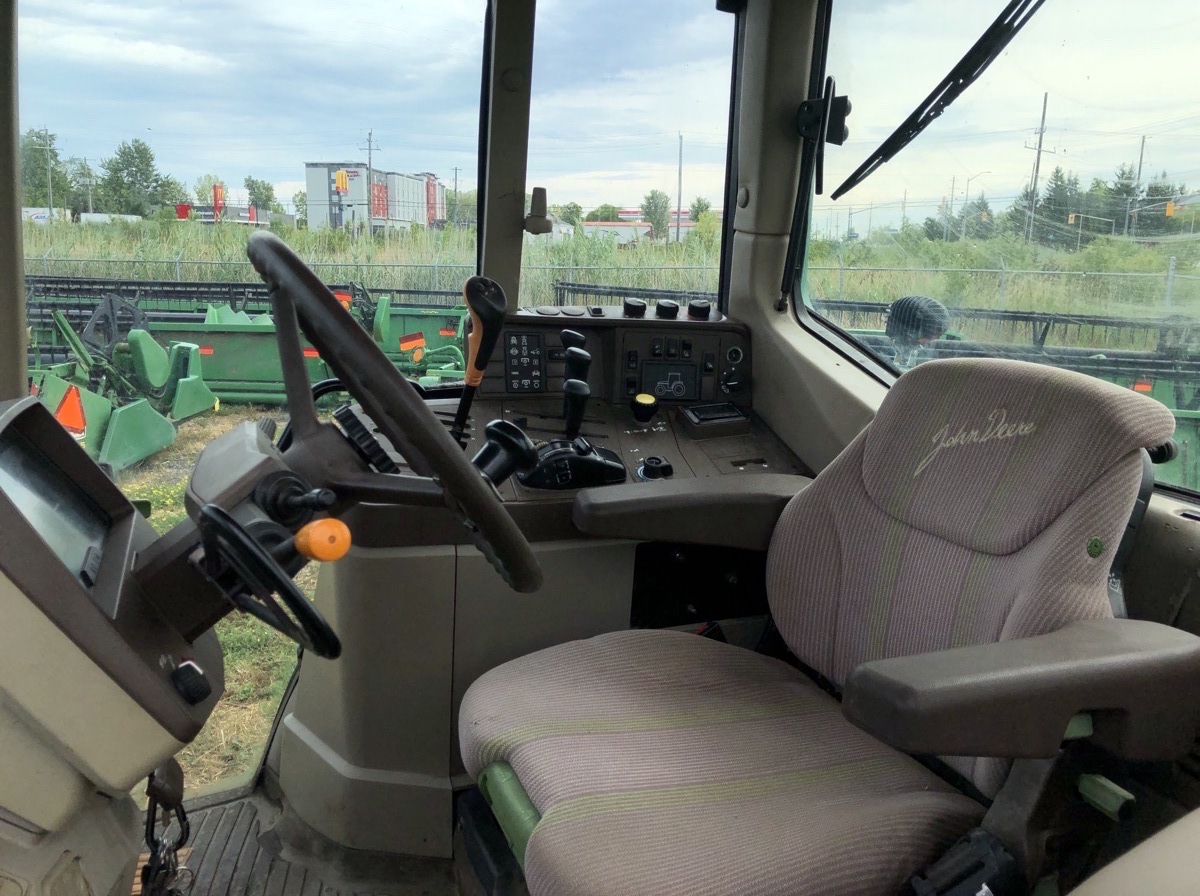 2002 John Deere 6420 Image 5