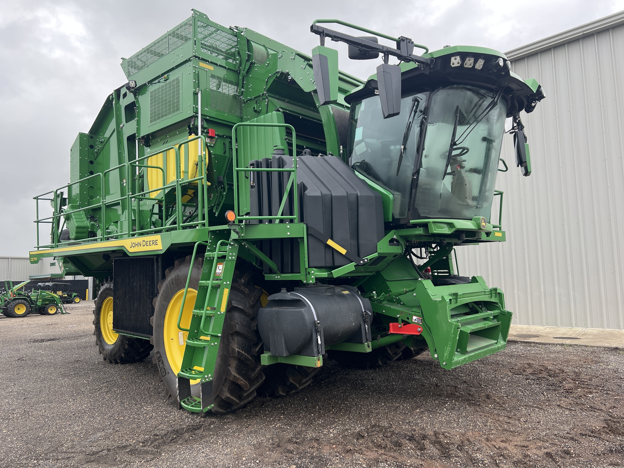 2024 John Deere CS770 Image 5