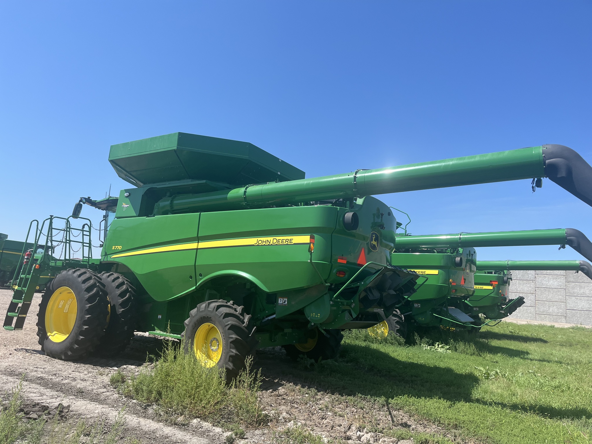 2023 John Deere S770 Image 2