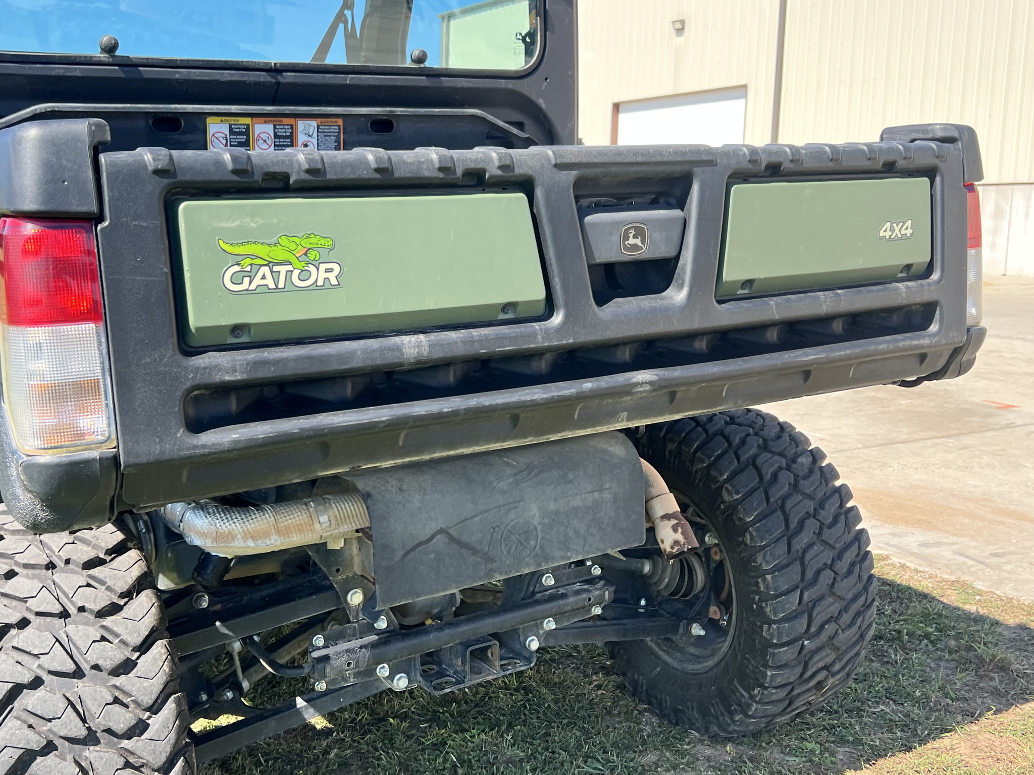  2024 John Deere XUV 835R at Heritage Tractor in Rogersville, MO