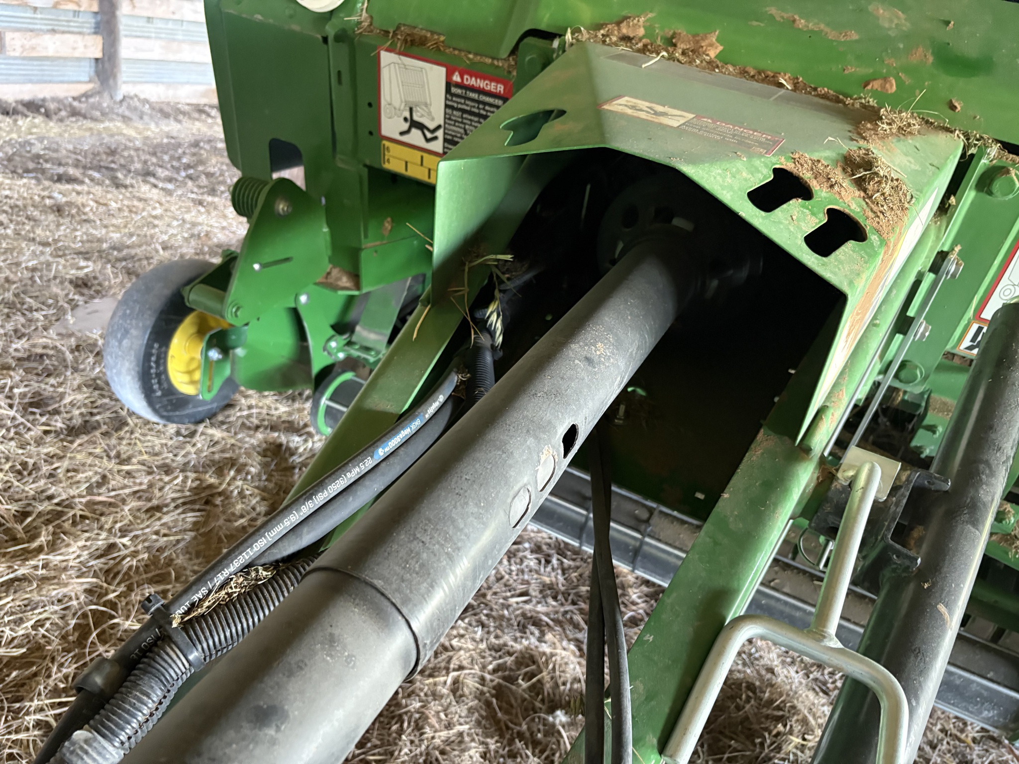 2021 John Deere 460M Image 23