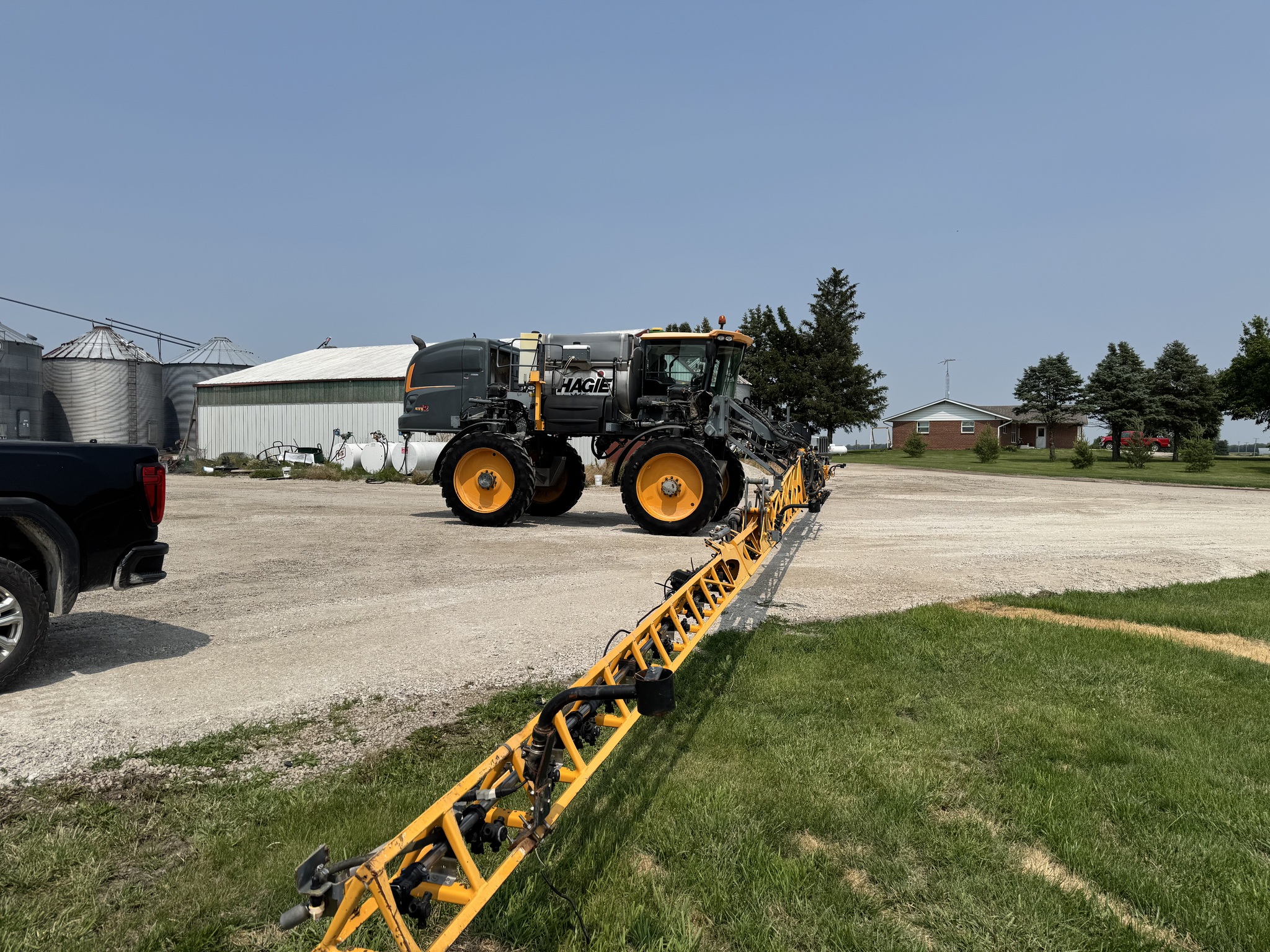  2015 Hagie STS12 at Heritage Tractor in Pontiac, IL