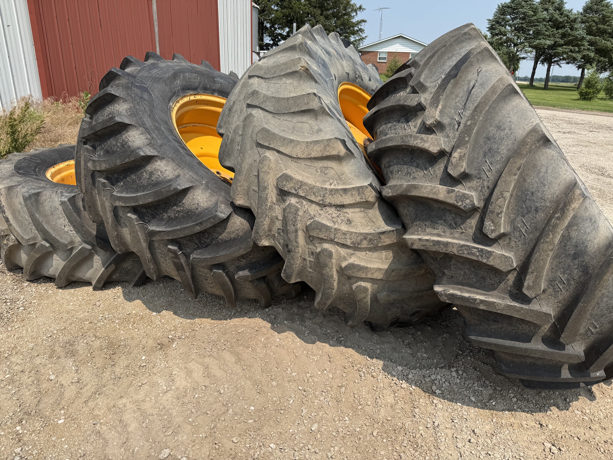  2015 Hagie STS12 at Heritage Tractor in Pontiac, IL