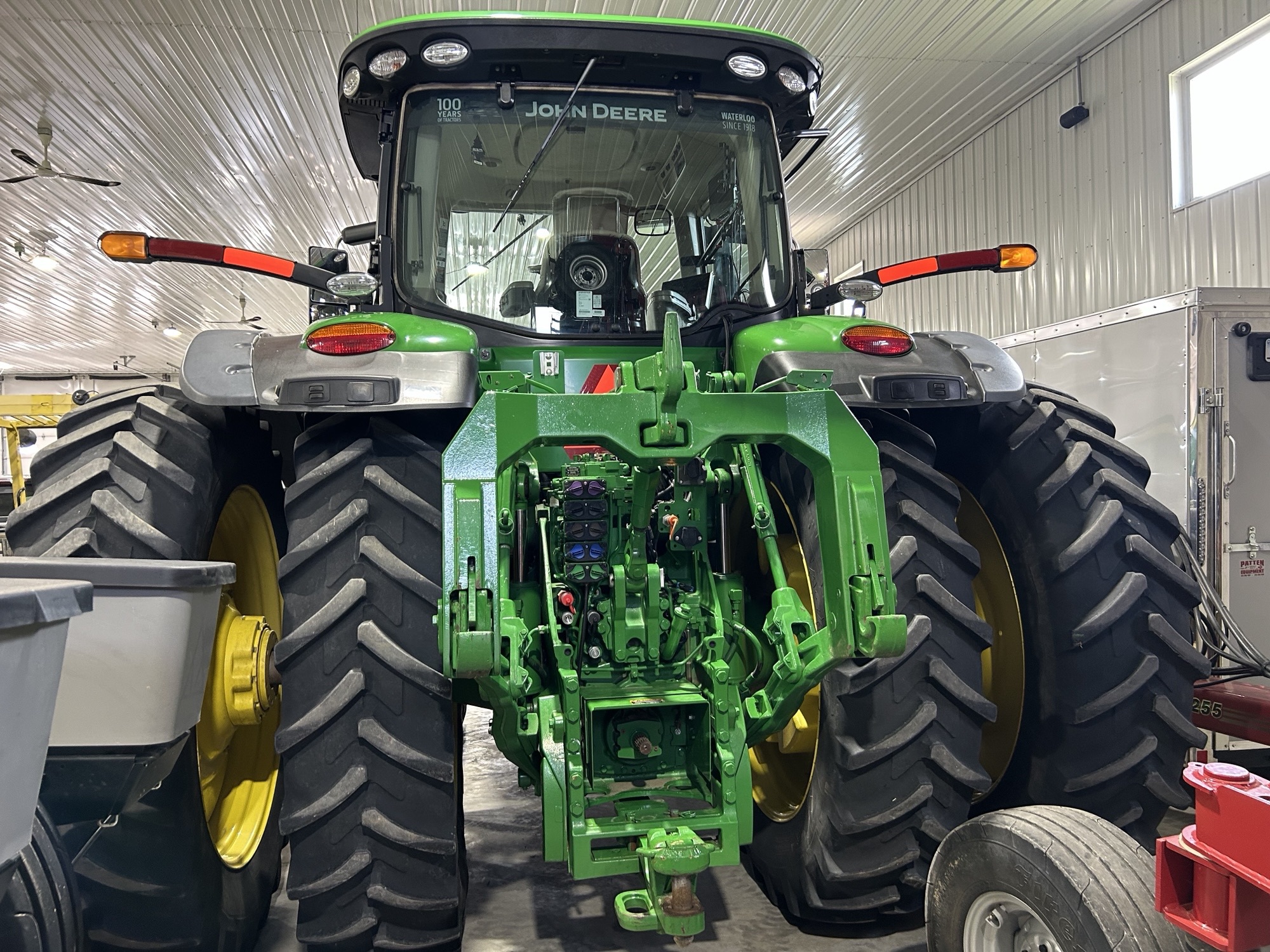 2018 John Deere 8370R Image 5