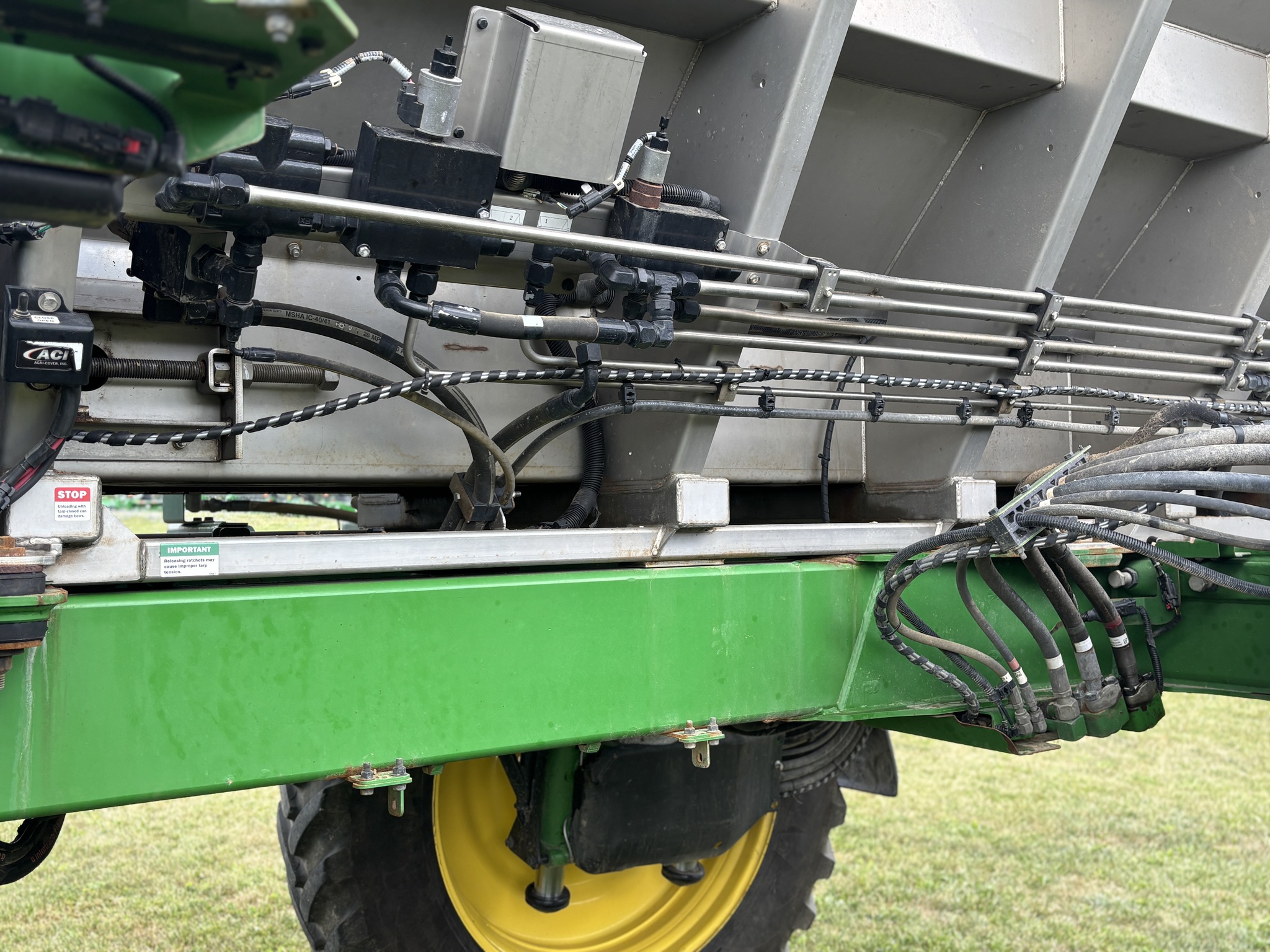 Used 2023 John Deere 600R Self Propelled Sprayers at Koenig Equipment in Greenfield, IN - PhotoXL24