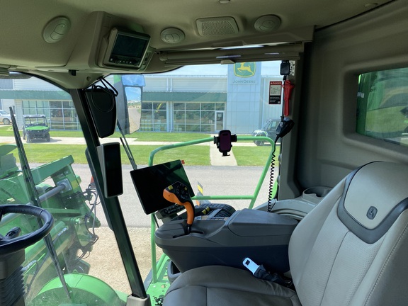 2024 John Deere X9 1000 - Photo20