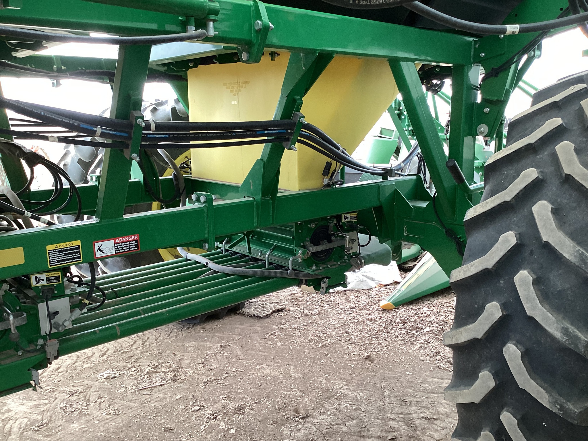 2017 John Deere 1890 Image 10