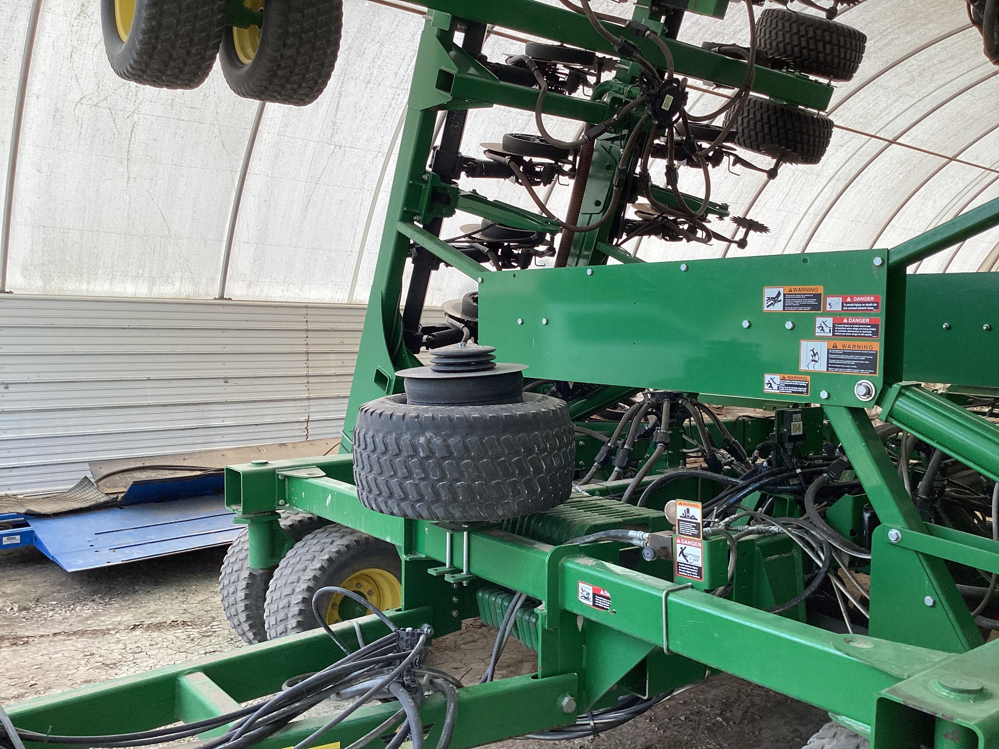 2017 John Deere 1890 Image 21