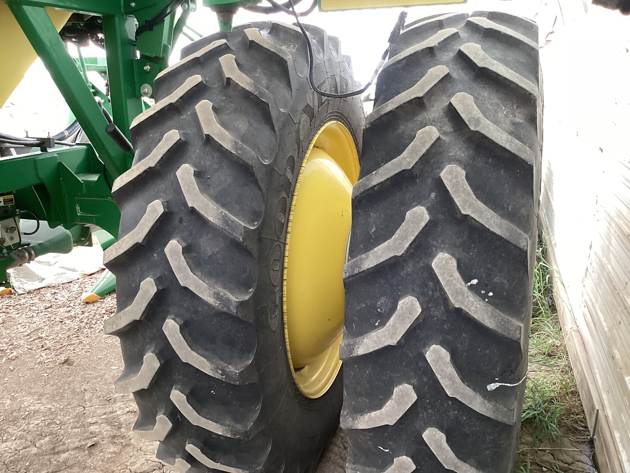 2017 John Deere 1890 Image 9