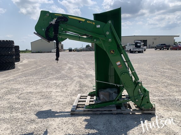 Photo of 2024 John Deere 660R
