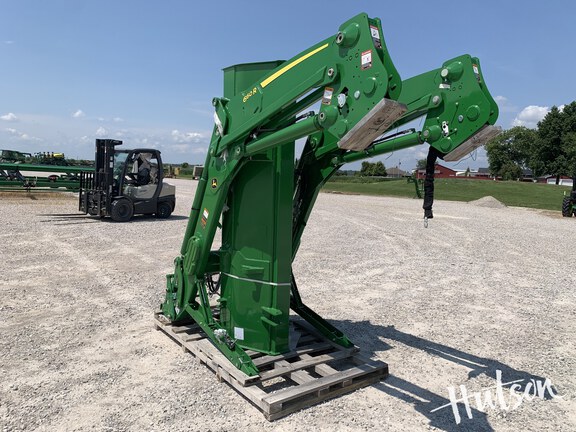 Photo of 2024 John Deere 660R
