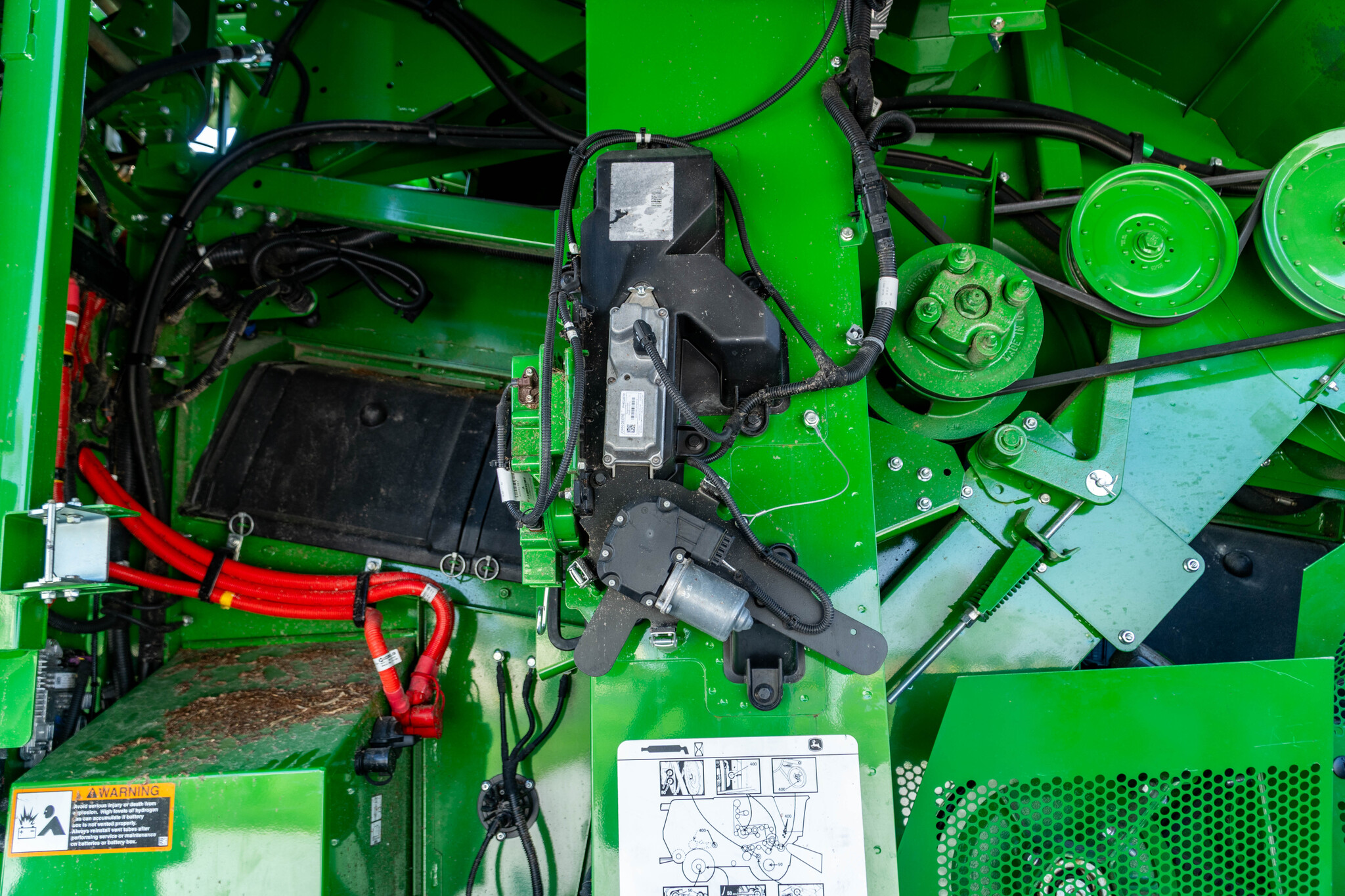 Used 2025 John Deere S7 700 Combines at Koenig Equipment in Urbana, OH - PhotoXL17
