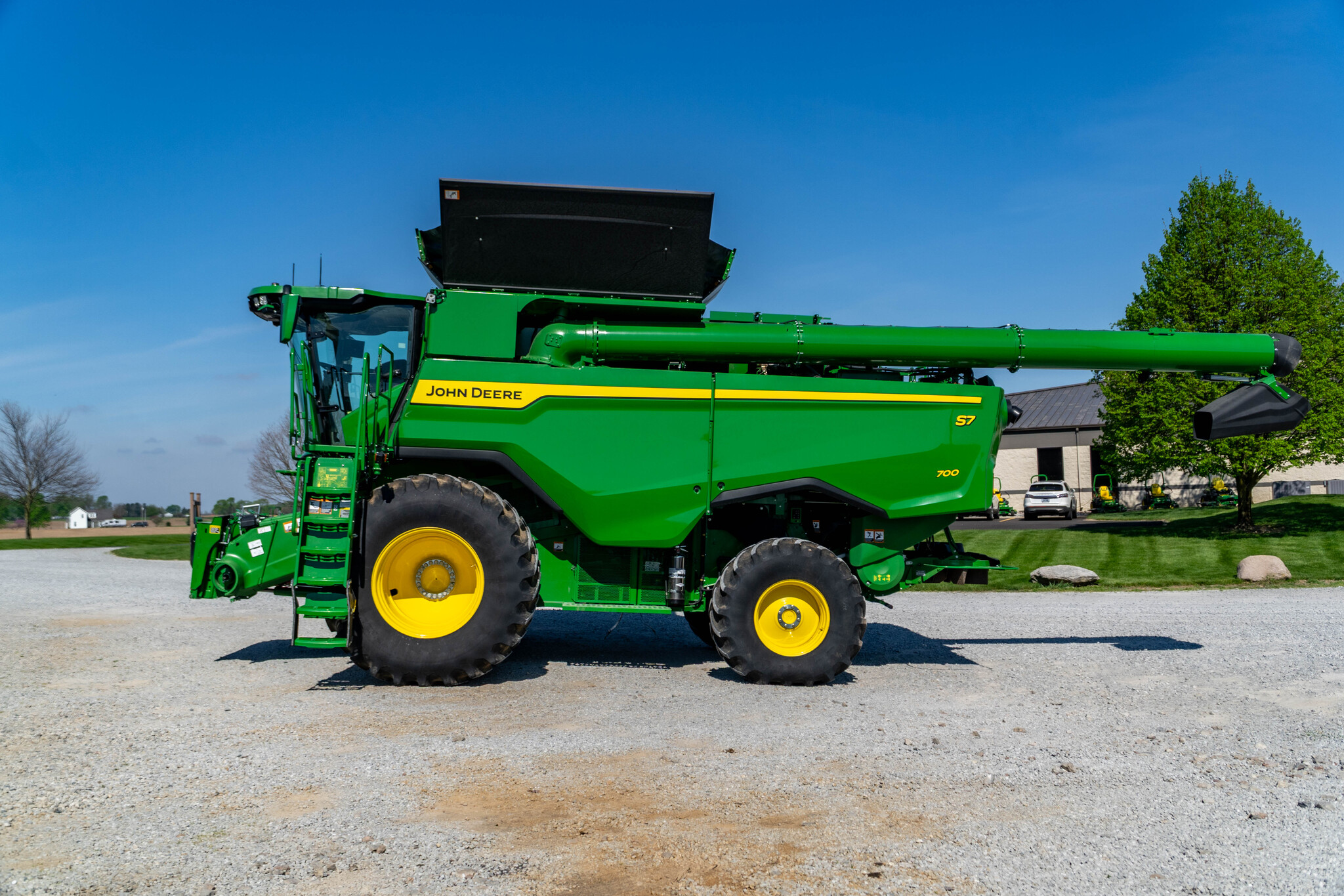Used 2025 John Deere S7 700 Combines at Koenig Equipment in Urbana, OH - PhotoXL1