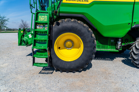 Used 2025 John Deere S7 700 Combines at Koenig Equipment in Urbana, OH - Photo8