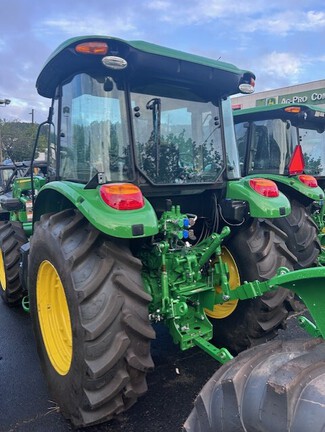 2024 John Deere 5100E