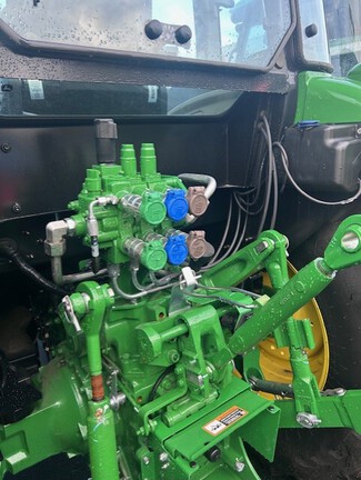 2024 John Deere 5100E