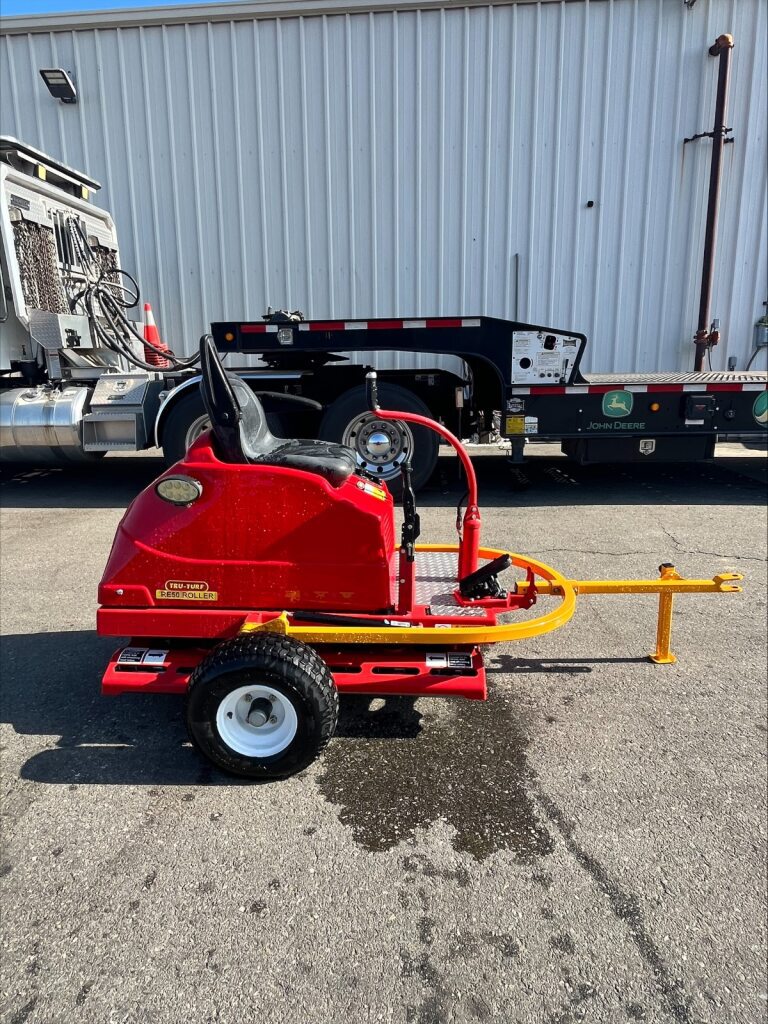 2022 Tru Turf DEMO UNIT - RE50 - LITHIUM* ELECTRIC GREENS ROLLER Image 1